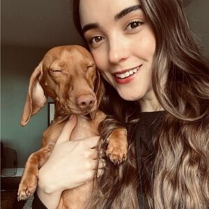 Meet your Posher, Emily